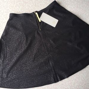 NWT Lululemon Good to Go Skirt